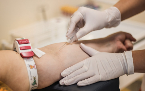 Вакцину от коронавируса испытают на людях: что думают жители Марий Эл