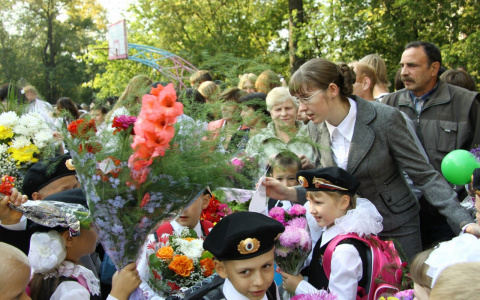 Миллион рублей и жилье: в Марий Эл приедут учителя из разных уголков России