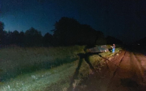 Неизвестный водитель «подтолкнул» УАЗик в кювет на трассе Марий Эл