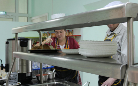 «Котлета с пюрешкой»: ежедневный рацион йошкаролинца подорожал почти на 10 процентов