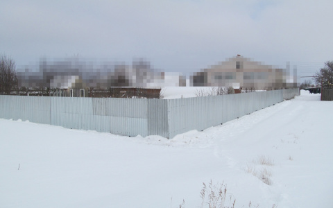 В Марий Эл депутат-мошенник на чужие деньги построил забор на собственном участке