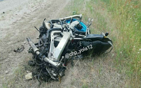 Серьезное ДТП в Марий Эл: на Казанском тракте столкнулись иномарка и мотоцикл