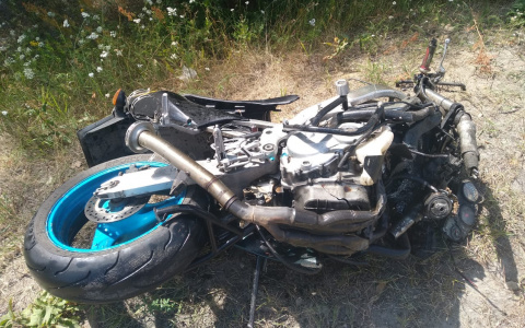 В смертельном ДТП на Казанском тракте погиб мотоциклист