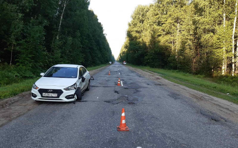 Водитель «десятки», угоняя от полицейских, слетел в кювет на Козьмодемьянском тракте
