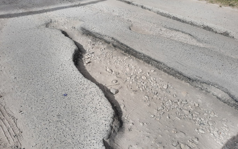 "Глубиной 15 сантиметров": йошкаролинец рассказал о проблемном участке дороги