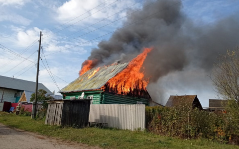 Серьезный пожар произошел в Марий Эл: пострадавшие просят помощи