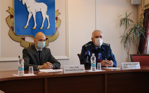 "Зло нашего города": мэр и прокурор Йошкар-Олы, прокомментировали ситуацию с наливайками