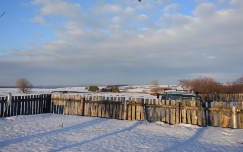 В частном доме Юрино нашли замерзших насмерть мужчину и женщину