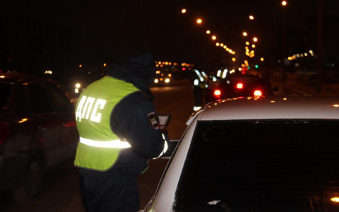 Нетрезвый водитель без прав пытался уйти от сотрудников ДПС