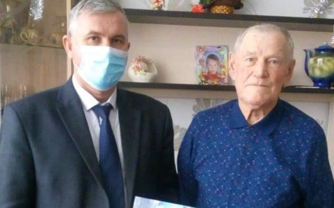 Житель Марий Эл получил открытку от Путина