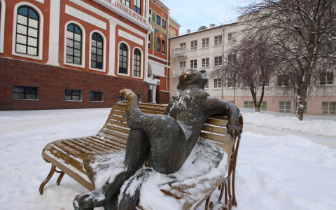 "Йошкин кот" может попасть в тройку лучших скульптур страны, если жители постараются