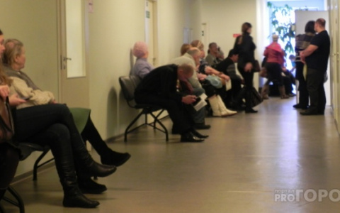 В России не будут вводить коронавирусные паспорта