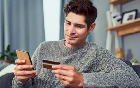 Жизнь без купюр. Как современные технологии и безналичная оплата помогают экономить деньги и время