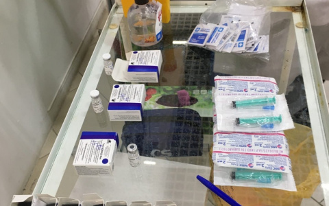 Ученые проводят испытания вакцины от Covid-19 в виде капель в нос