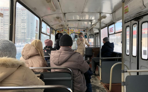 По Йошкар-Оле ездят экскурсионные троллейбусы