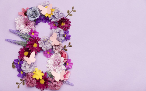 "Ты мой ангел и мой свет". Как йошкаролинцы поздравляют любимых с 8 марта и выигрывают призы