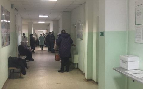 Йошкаролинка возмущена поведением посетителей поликлиники