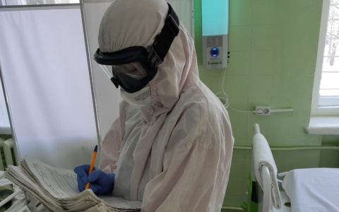 Врач рассказал, как распознать у себя COVID-19