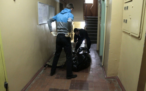 «В квартире был ребенок»: йошкаролинец убил собутыльника ножом