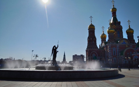 В Йошкар-Оле подготавливают фонтаны к летнему сезону