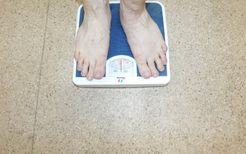 Врач рассказала, почему может резко появиться лишний вес