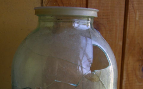 Жительница Марий Эл получила по лицу банкой из-за неприготовленного ужина