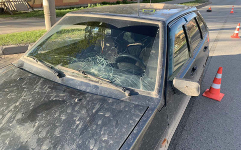 «Головой ударилась об лобовое стекло»: в Йошкар-Оле на переходе сбили 12-летнюю девочку