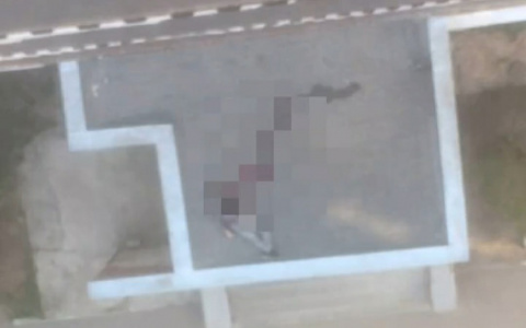 В Йошкар-Оле на Советской из окна выпал мужчина