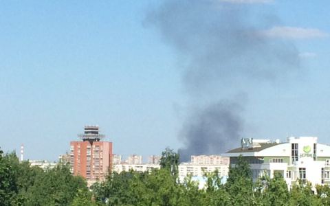В Йошкар-Оле за два часа загорелось еще одно здание