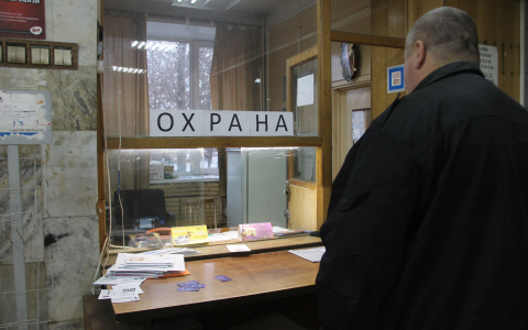 В одной из школ Йошкар-Олы охранник умер во время обеда