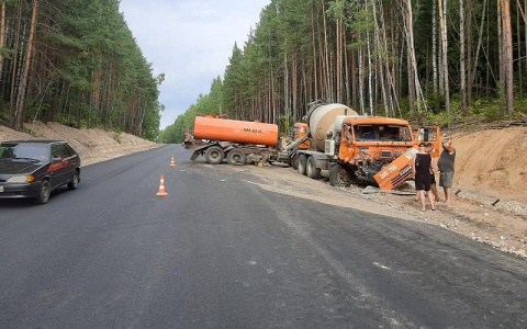 В Марий Эл на полной скорости столкнулось два Камаза