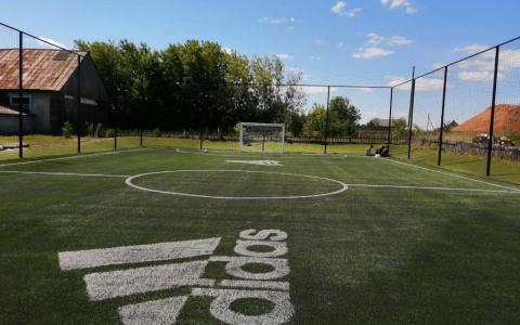 Благодаря фильму Юрия Дудя, в одной из школ Марий Эл появилась современная футбольная площадка