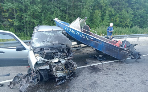 «Уснул за рулем»: серьёзное ДТП на Кокшайском тракте