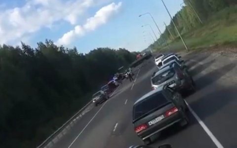 Автомобилисты Марий Эл жалуются на «километровую пробку» на Кокшайском тракте
