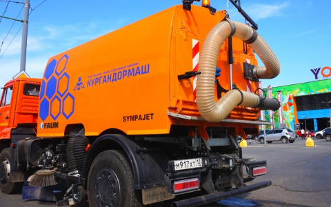 На улицах Йошкар-Олы появилась новая уборочная техника