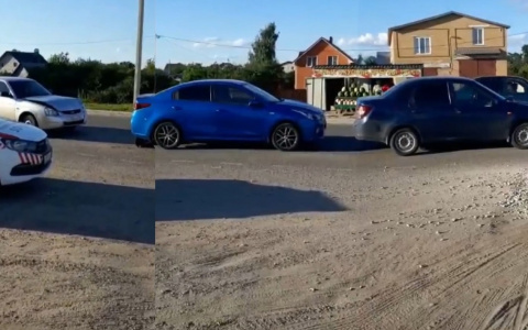 Утро в Йошкар-Оле началось со столкновения трех автомобилей