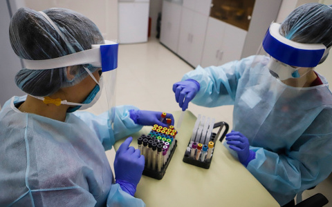 Российские вирусологи рассказали о новых свойствах вакцины от «короны»