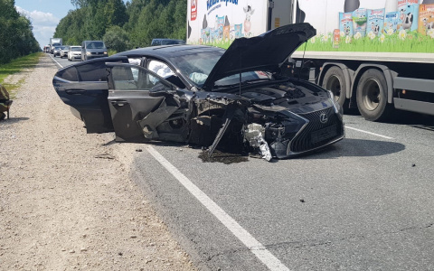 «В одной из машин были дети»: серьёзное ДТП на волжской трассе