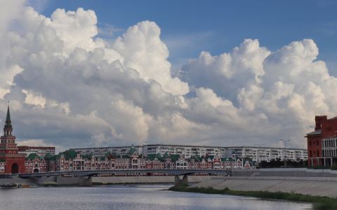 Август начнется с солнечной и жаркой погоды