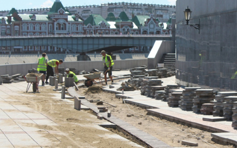 «Все идет по плану?»: мэр Йошкар-Олы проверил, как ремонтируют набережную