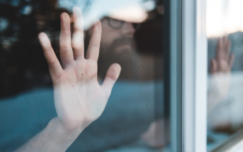 В правительстве сообщили, что не планируют вводить жестких коронавирусных ограничений