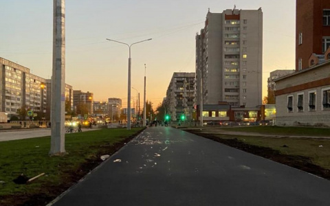 «Скоро закричим: Поехали!»: в Йошкар-Оле строительство дороги на улице Петрова вышло на финальный этап