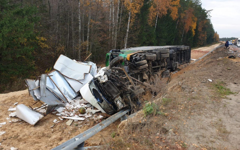 Массовое ДТП в Марий Эл с тремя грузовиками и легковушками: есть пострадавшие