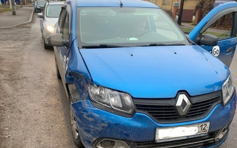 В Йошкар-Оле задержали пьяного водителя, скрывшегося с места преступления