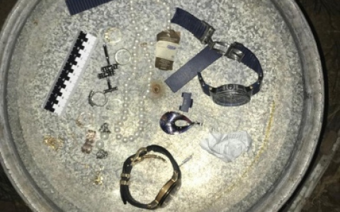 «Закопали клад»: двое жителей Татарстана украли драгоценности и спрятали их в Марий Эл