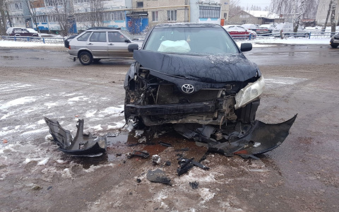 «Набарагозили»: в Марий Эл водители не поделили дорогу