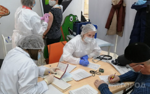 В Марий Эл медработникам будут платить деньги за вакцинированных