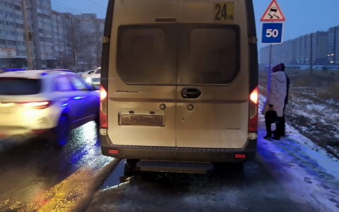 В Йошкар-Оле пассажирка маршрутки выпала на ходу из салона