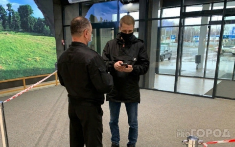 «Конвульсии»: торговые центры России просят госпомощи