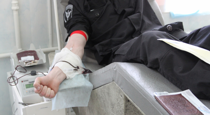 В Йошкар-Оле росгвардейцы пополнили банк крови перед Новым годом